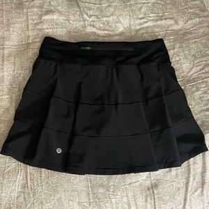 size 4 Tall black lululemon pace rival mid rise skirt
